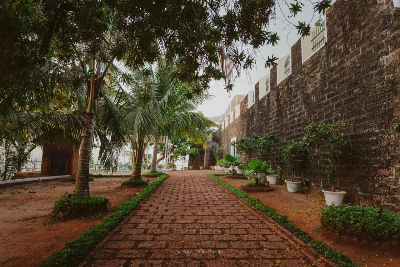 Fort Tiracol Heritage Hotel Arambol Exterior foto